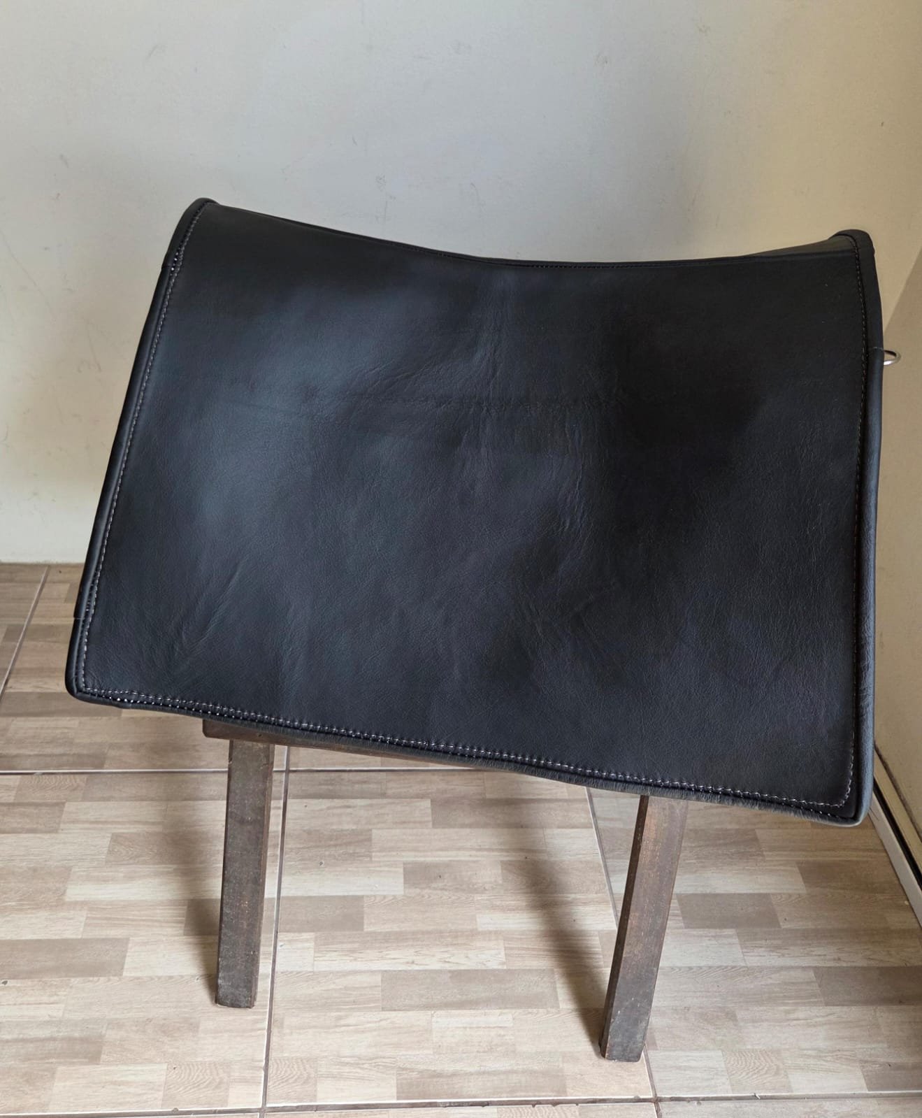 Badana Lisa sem bolsos preta