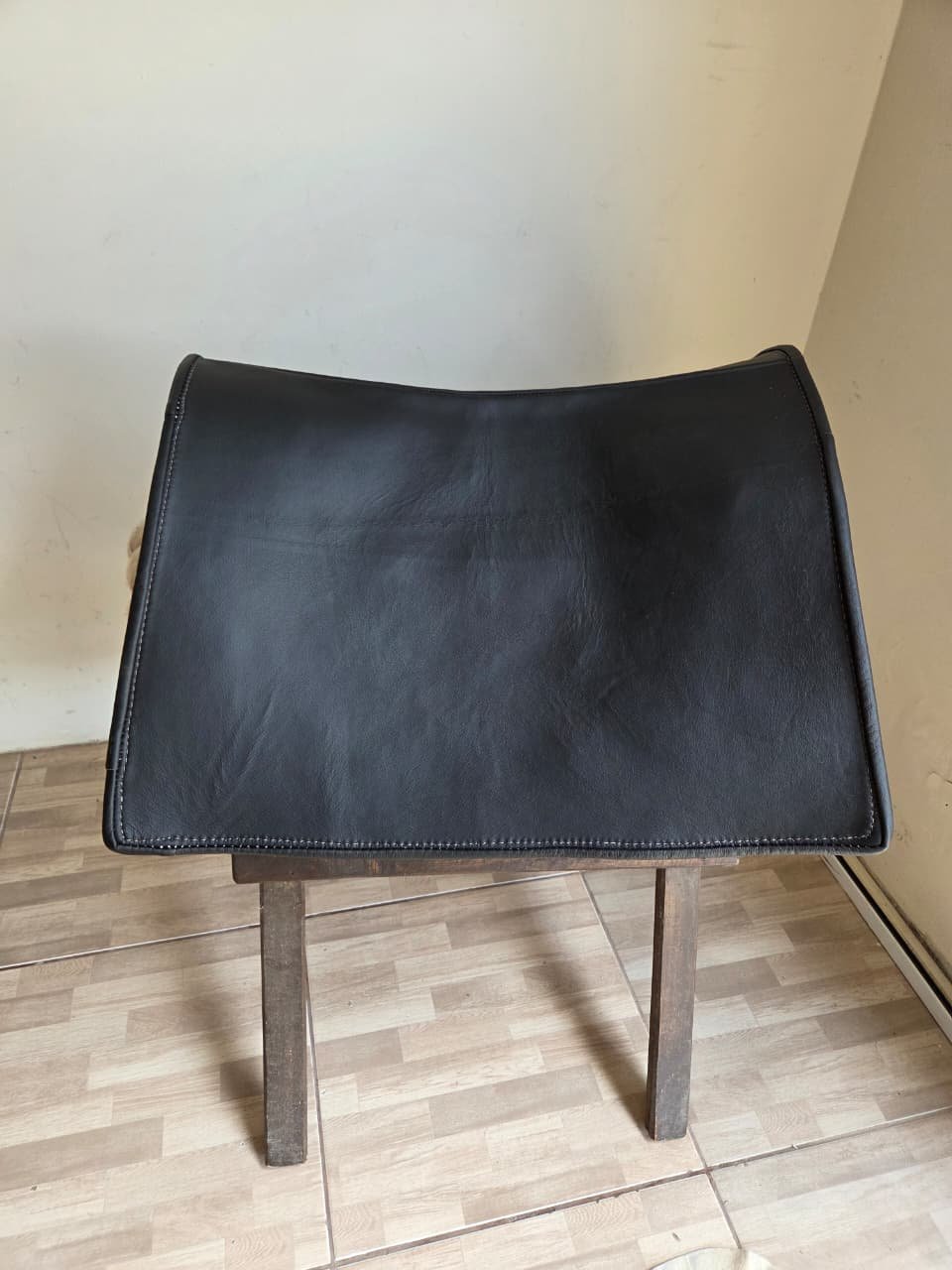 Badana Lisa sem bolsos preta