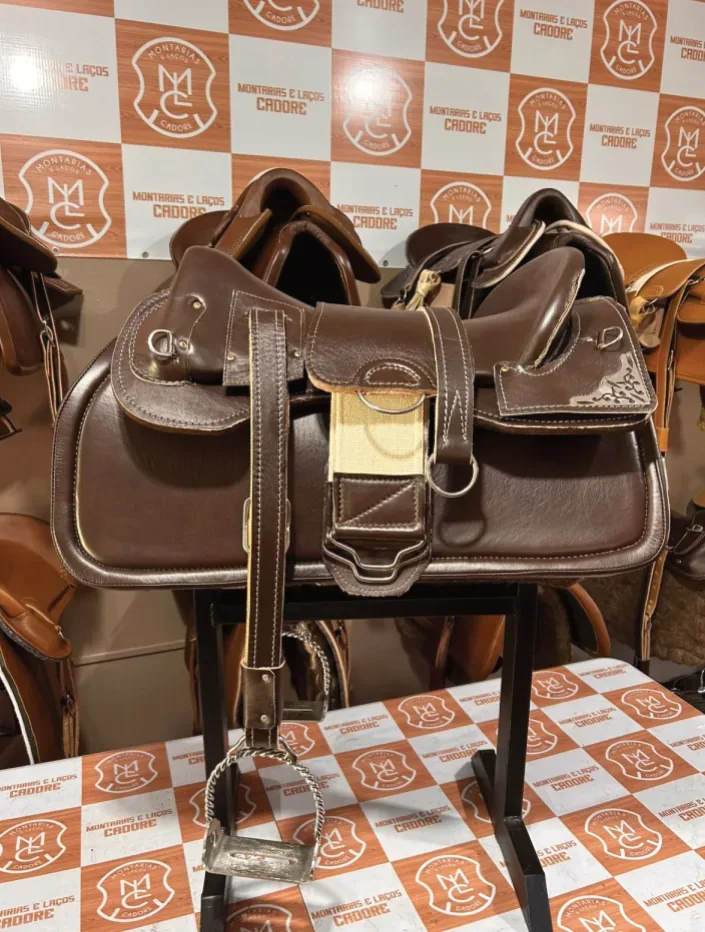Kit Sela Aba Larga Prova Ginete para cavalo